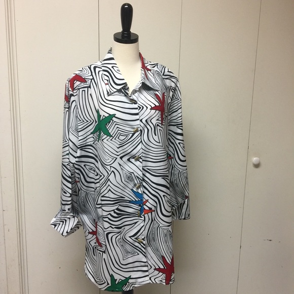 Bold statement blouse - Picture 2 of 5